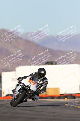 media/Dec-05-2024-Racers Edge (Thu) [[e102e0690b]]/3-B Group/Session 5 (Turn 16)/